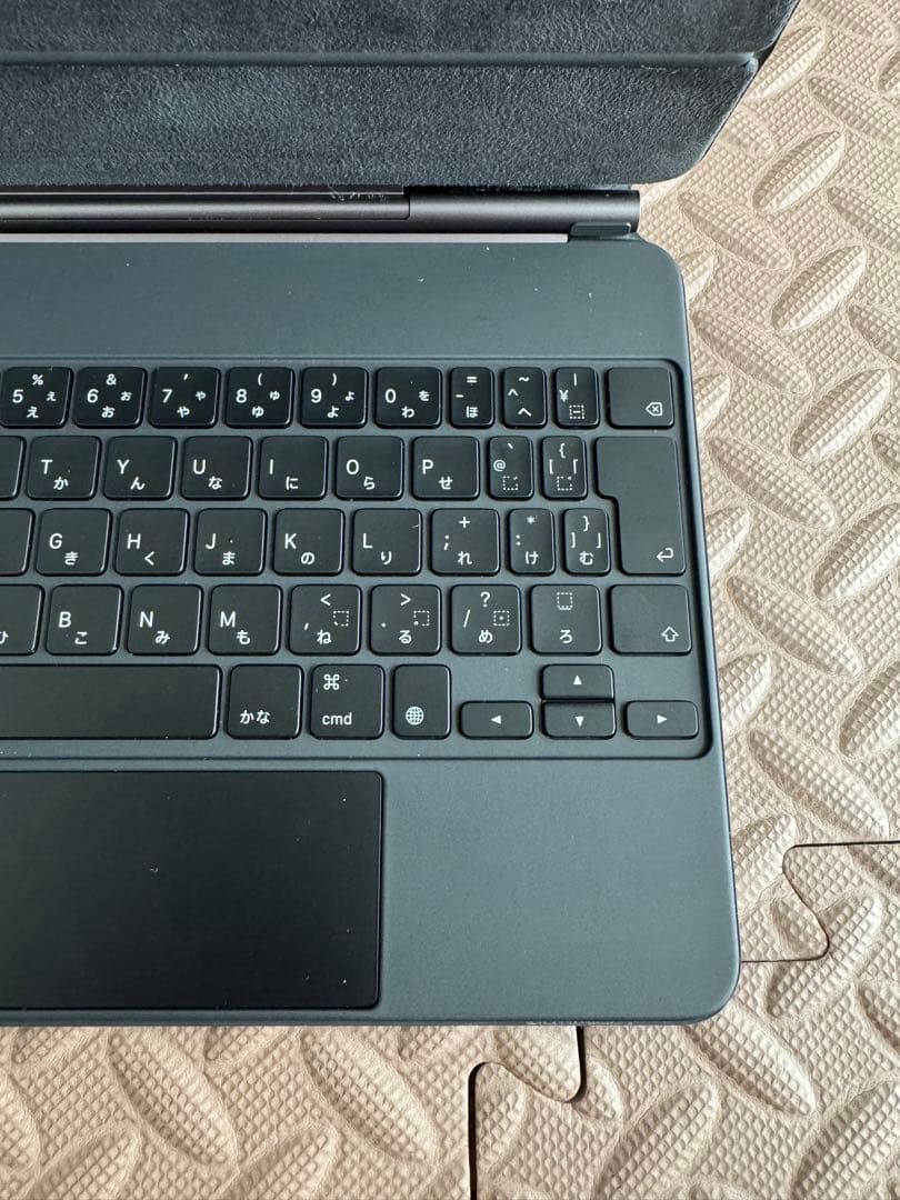 iPad Pro 11インチ Magic Keyboard MXQT2J/A