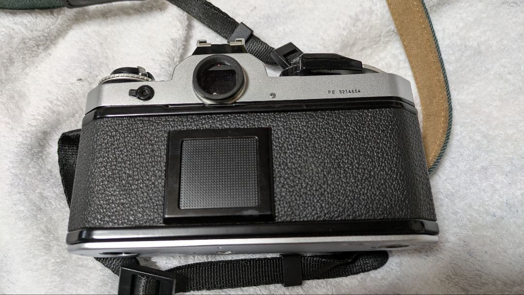 (いちご！)　Nikon FE　フィルムカメラ　＋　nikkor43-86