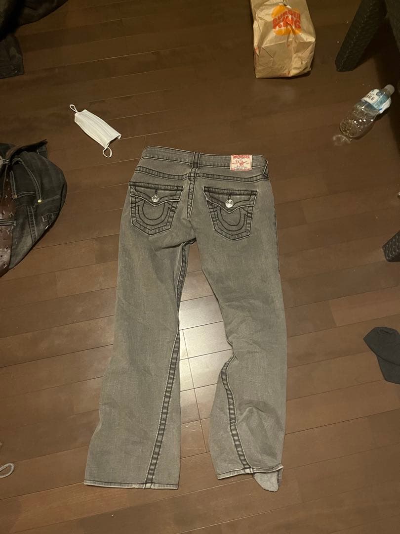 true religion 28 グレー