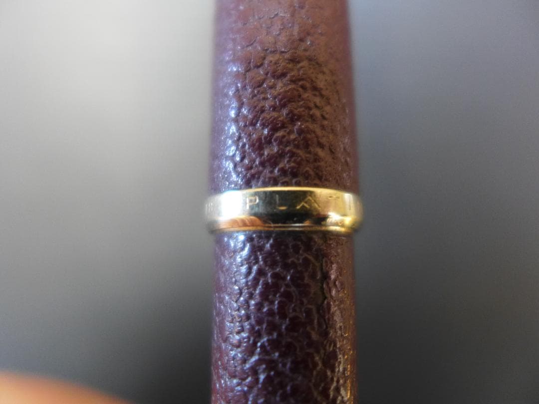 時代物　プラチナ万年筆　金属・皮製　ペン先:18K細軟 18 プラチナ　レトロ