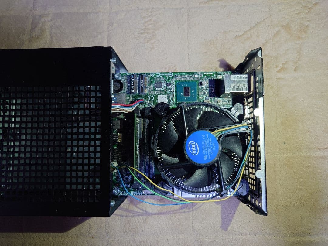 ミニPC Asrock deskmini 110