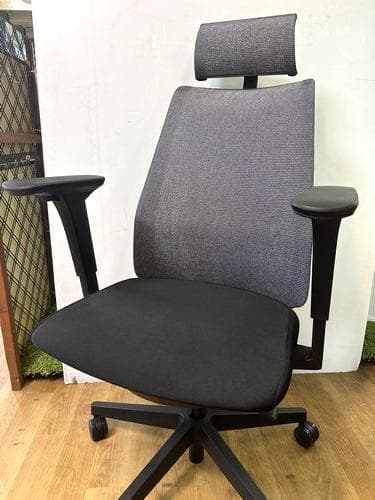 J【中古品】イトーキ サリダチェア YL8 可動肘付 YL8-SGBL-AEL