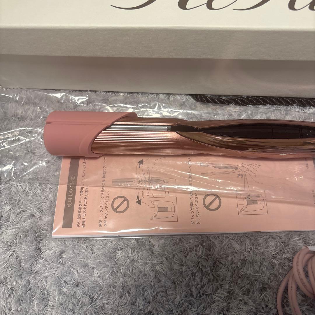 リファ　ビューテック　ストレートアイロン