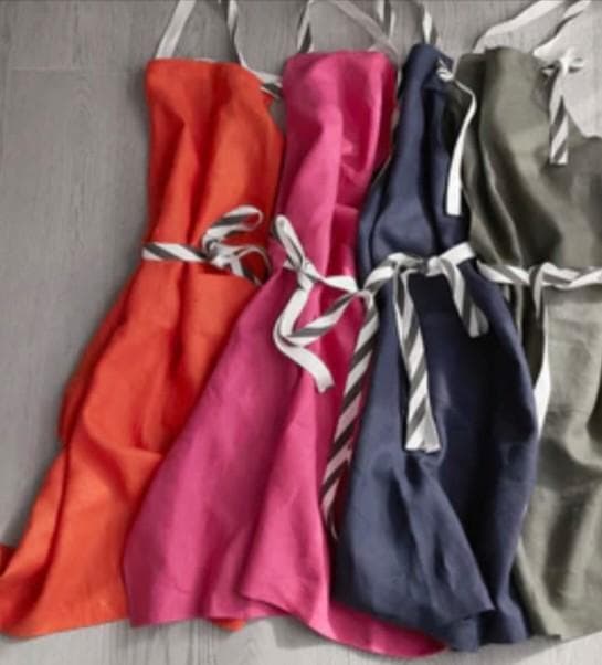 【新品未開封】滝沢眞規子さん タキマキ エプロンとキッチンクロス カーキ