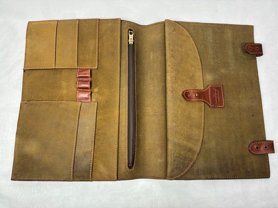 MAURIZIO GIANNIイタリアフィレンツェ　革製　ドキュメントホルダー