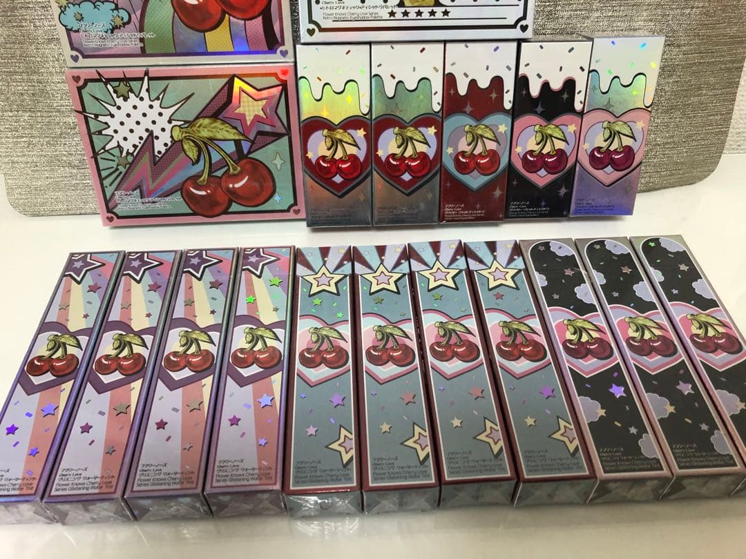 フラワーノーズ グリッター アイシャドウパレット ウォーターティント