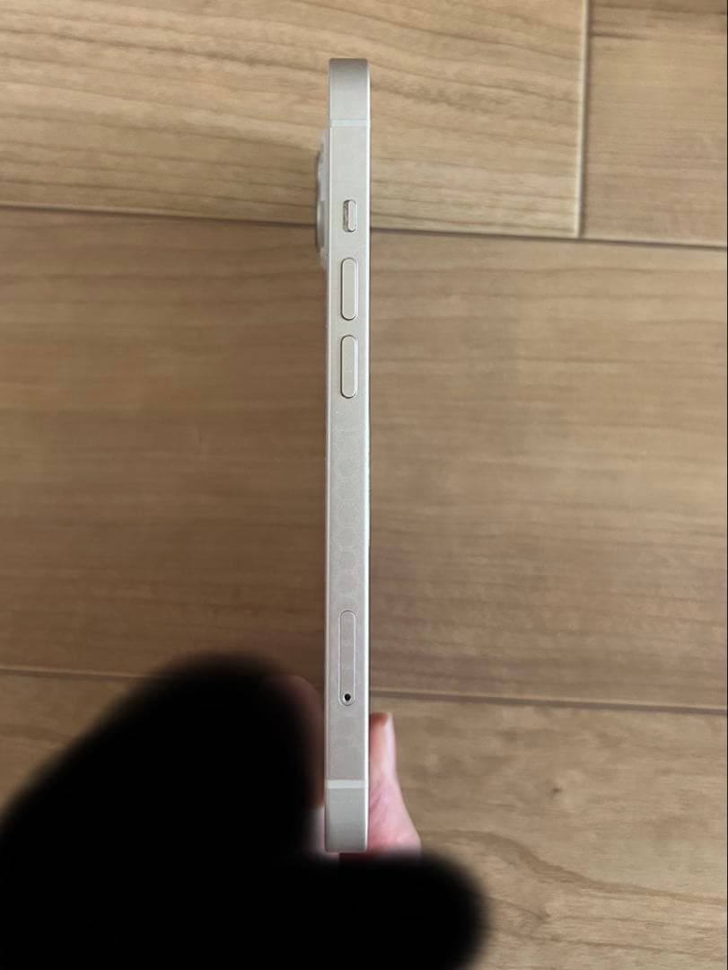 iPhone13 本体 128GB スターライト