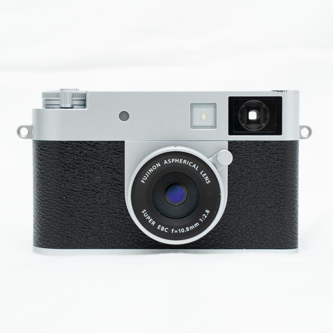 【コンパクトデジタルカメラ】 X half（X-HF1） / 富士フィルム