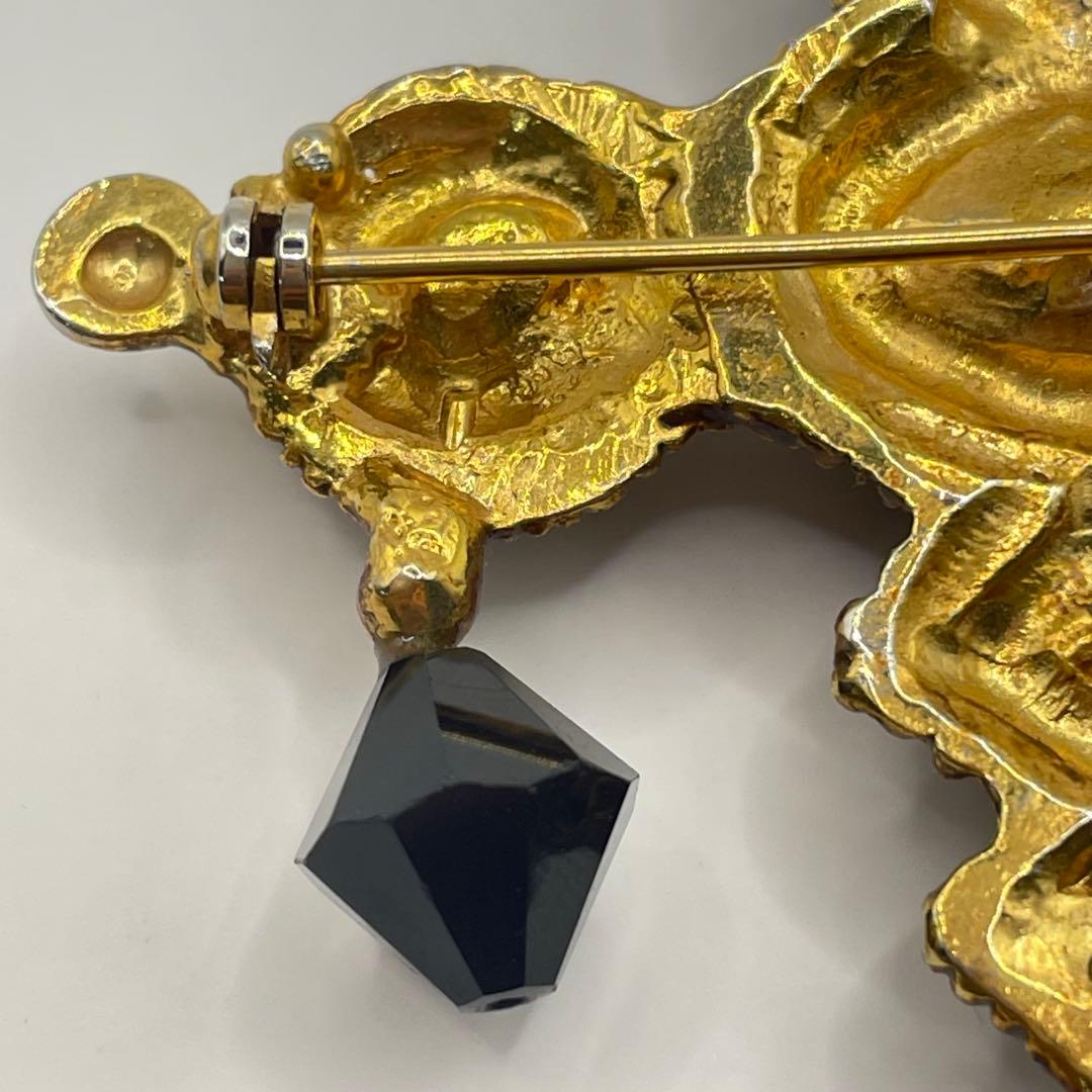 TH-M0546　ANTIGONA アンティゴナ ブローチ ゴールド