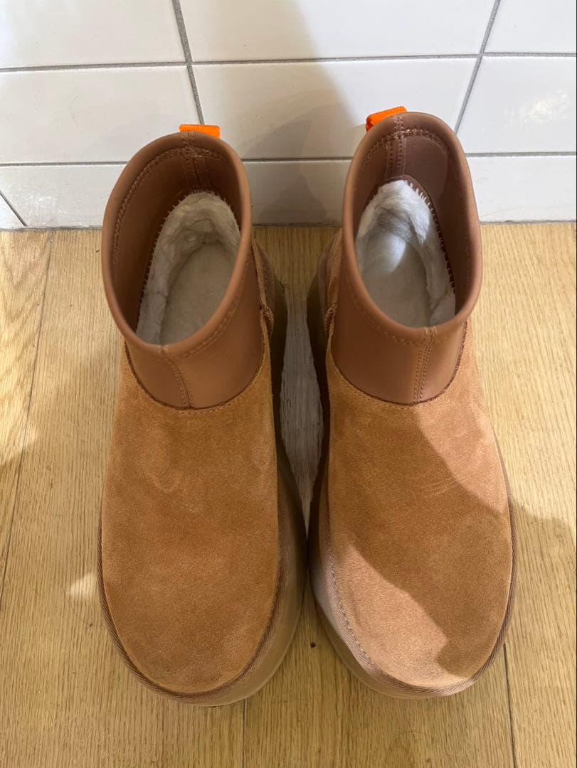 靴 UGG CLASSIC MINI DIPPER 24cm
