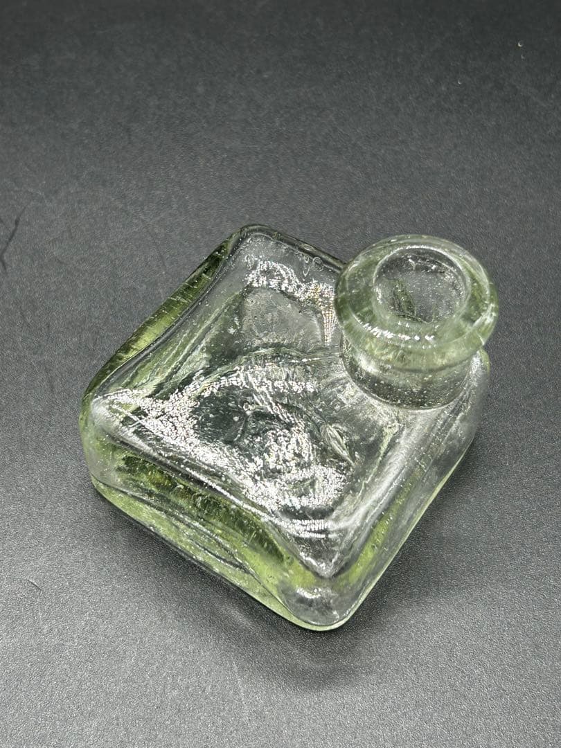 クツ型インク瓶　サムライインキ　レトロ瓶　ガラス　ペロペロ