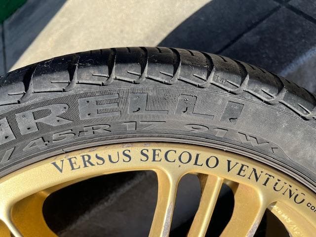 VERSUS SECOLO VENTUNO FRECCE17インチホイールセット