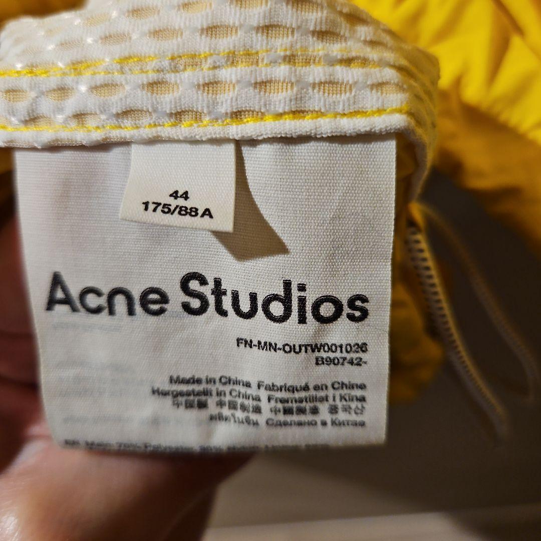 Acne Studios イエロー ナイロンジャケット