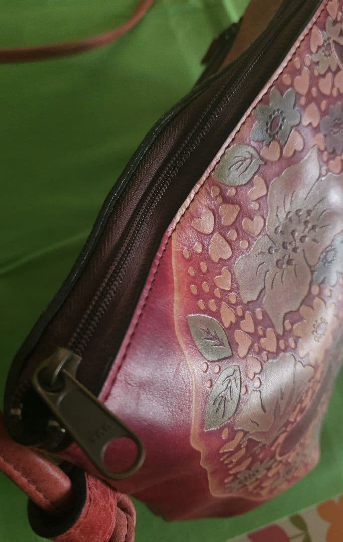 未使用保管品CATWALK OIKAWA猫×花柄 日本製 ショルダーバッグ