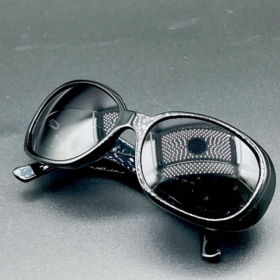 小物 CHANEL sunglasses Camellia White y2k