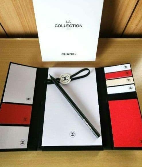 事務局に出品を隠されるCHANELLA COLLECTIONポーチ ケースセット