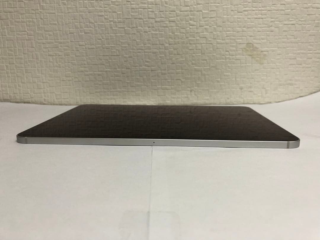 iPad Pro 11インチ（第4世代)128GB グレイ simフリ No62