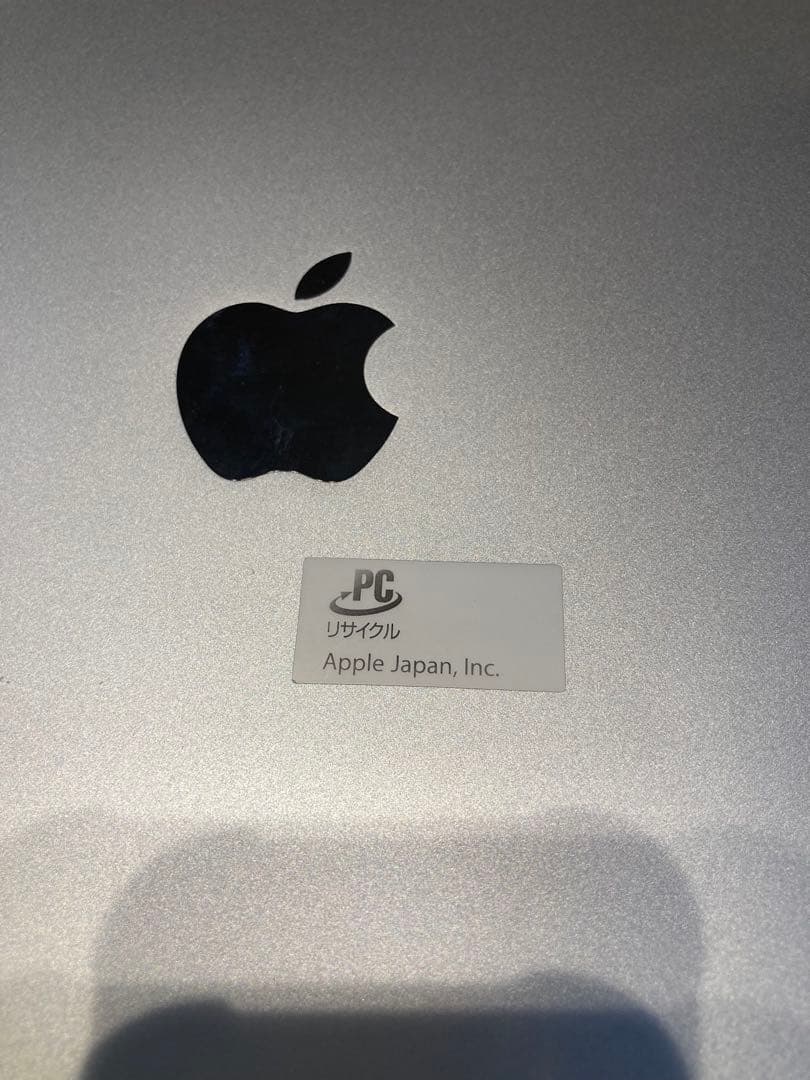 25.9.27動作確認済み。バッテリー良好。iPad 5世代　128G wifi