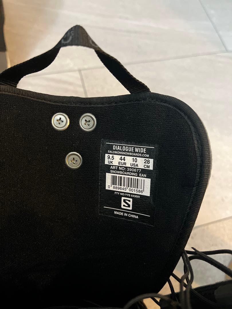 新品未使用 SALOMON スノーボードブーツ 28cm