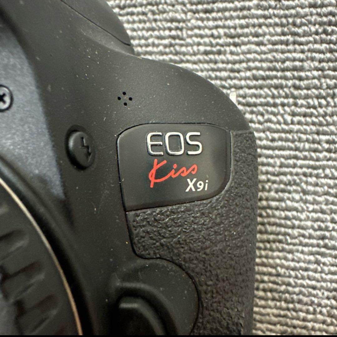 ぺ*す様 Canon EOS Kiss X9iデジタル一眼レフカメラ　本体