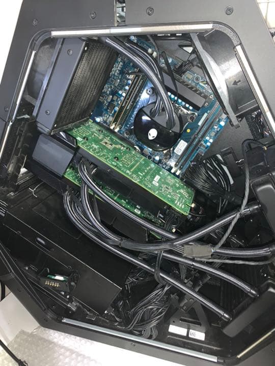 DELL ALIENWARE AREA-51 プレミアム VR R5ジャンク