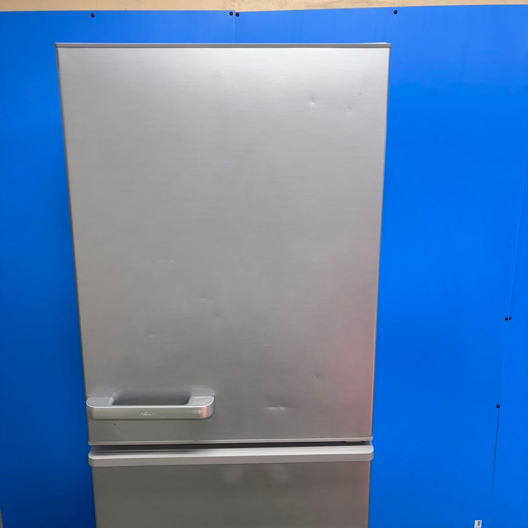 657 AQUA 格安 大型冷蔵庫 300L強 355L 小型　家庭用　格安