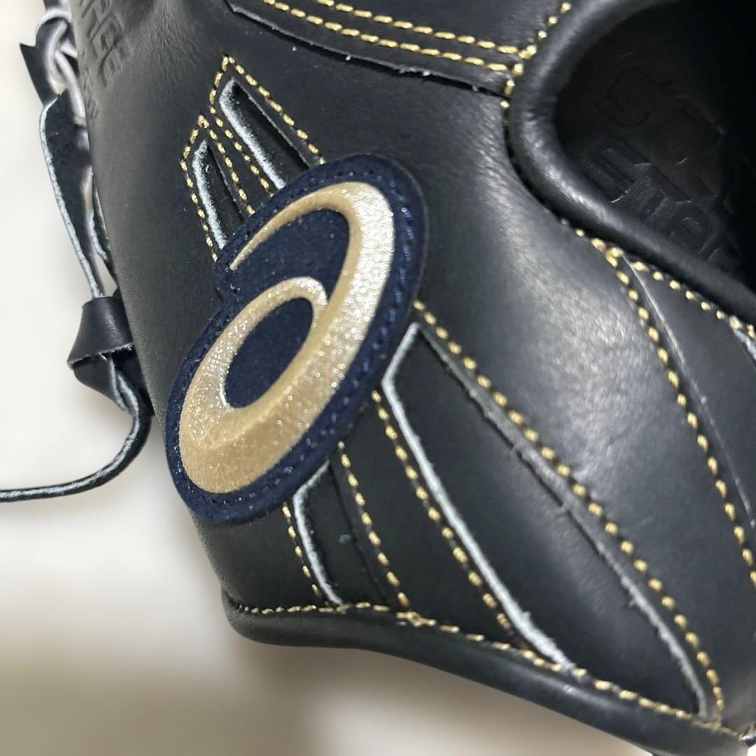 定価税込33000円！アシックス　ゴールドステージ　左　外野手用　新品未使用