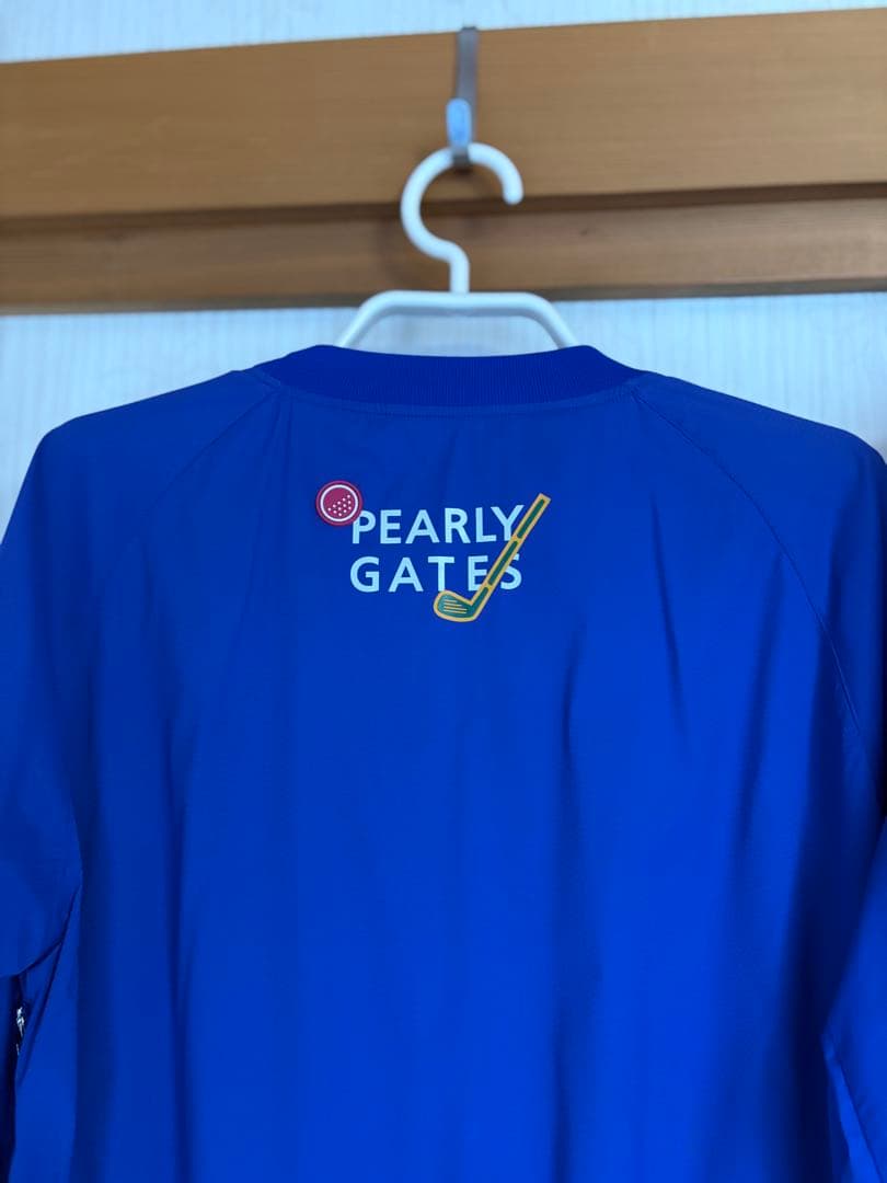 パーリーゲイツ　インナー付き フーディ