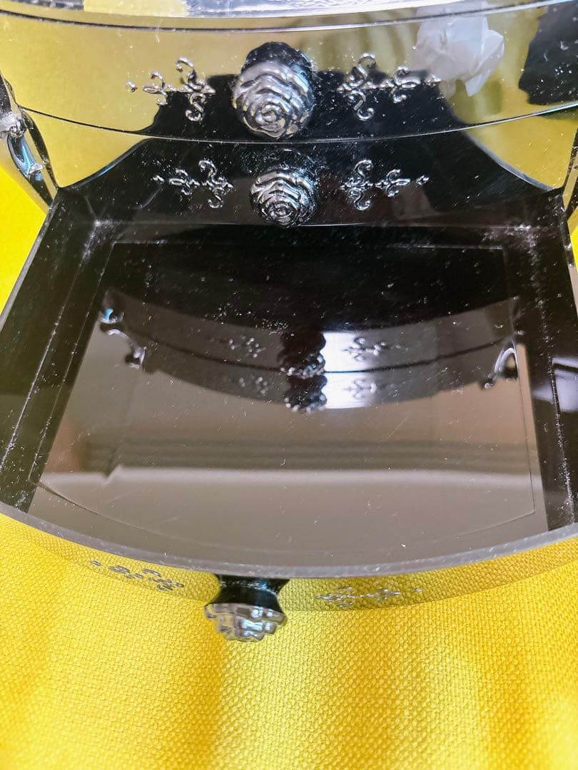 アナスイ非売品ドレッサー　アイカラー付　10周年バッジ付き