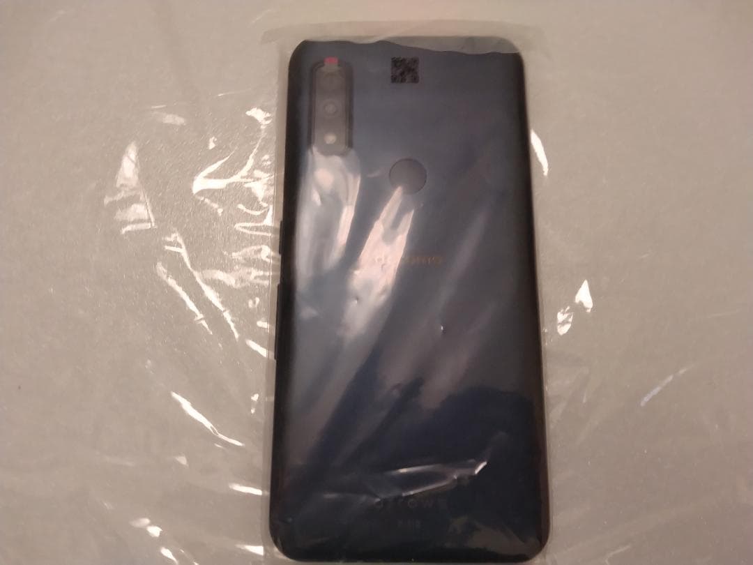 arrows We ネイビー 64GB