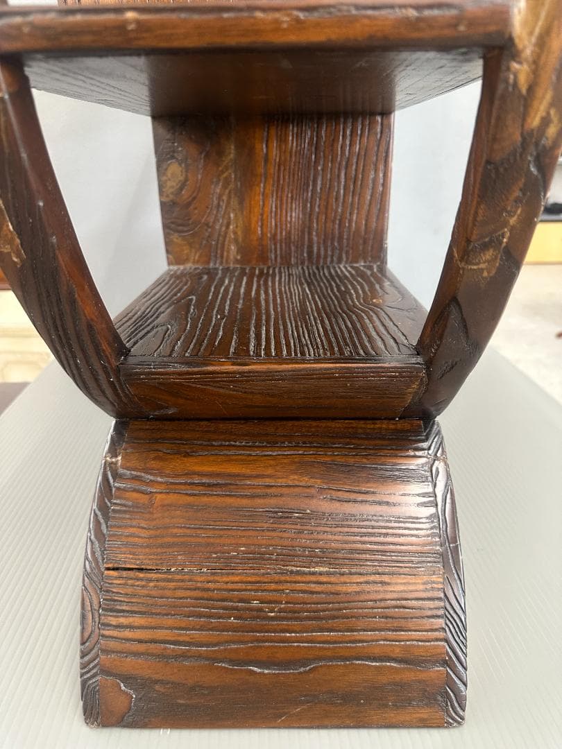 飾り棚　無垢材　円形　ヴィンテージ　アンティーク　ブラウン