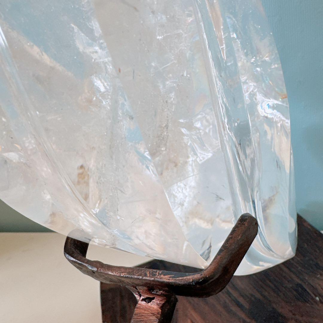 天然水晶★アーモンド型オブジェ★透明水晶★レインボー入り★台座付き★天然石★置物