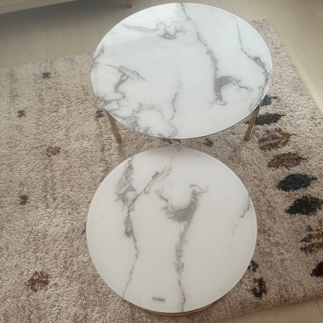 美品！円形大理石調二段テーブル 大理石模様とゴールドの脚ネストコーヒーテーブル