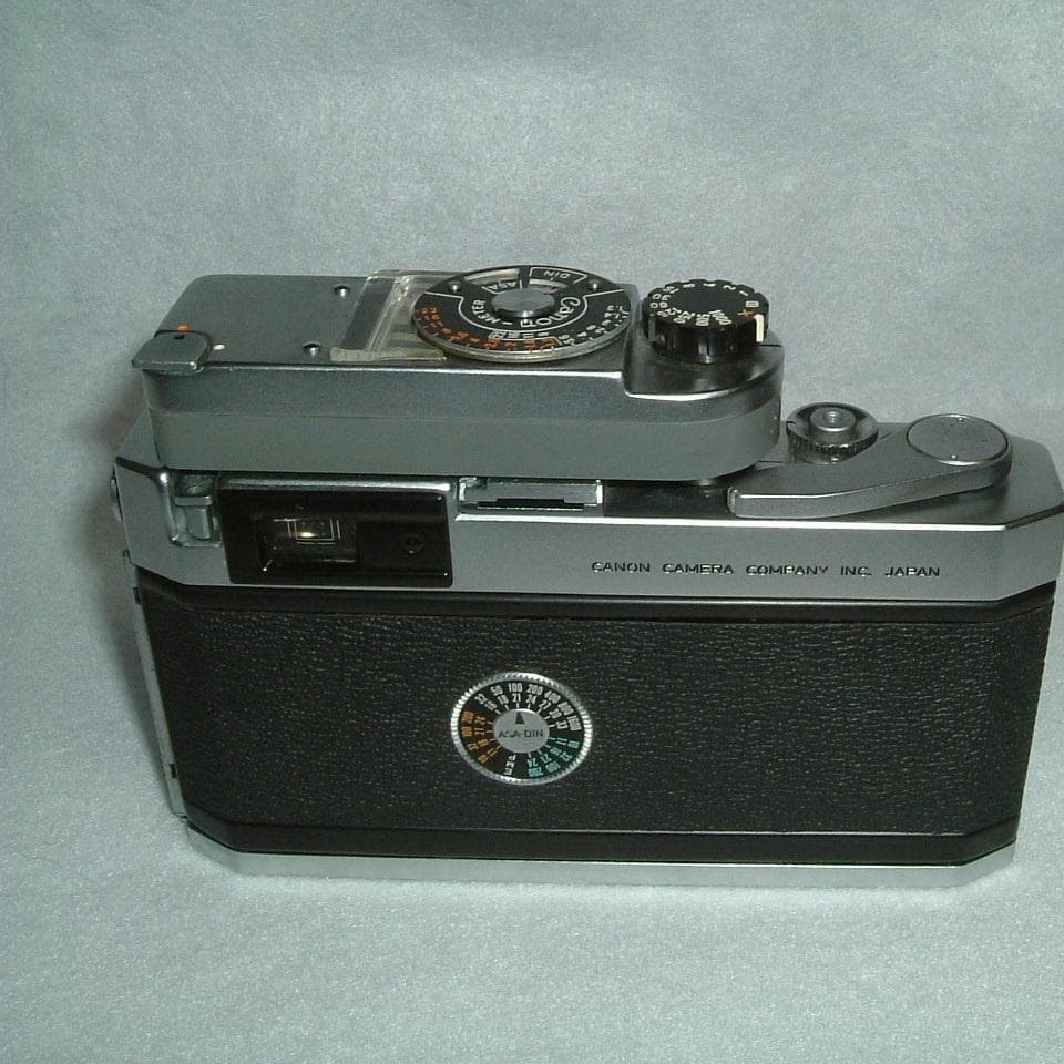 【昭和レトロ・希少・美品】Canon P レンジファインダーカメラ 1959年製