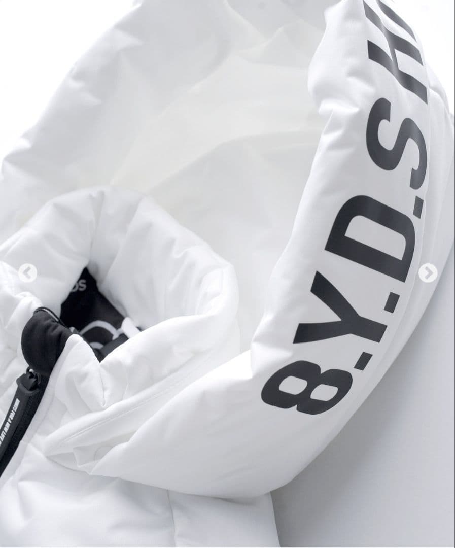 Y*y様 8YARDS ハチヤーズ ホワイト 中綿ビックフーディー L