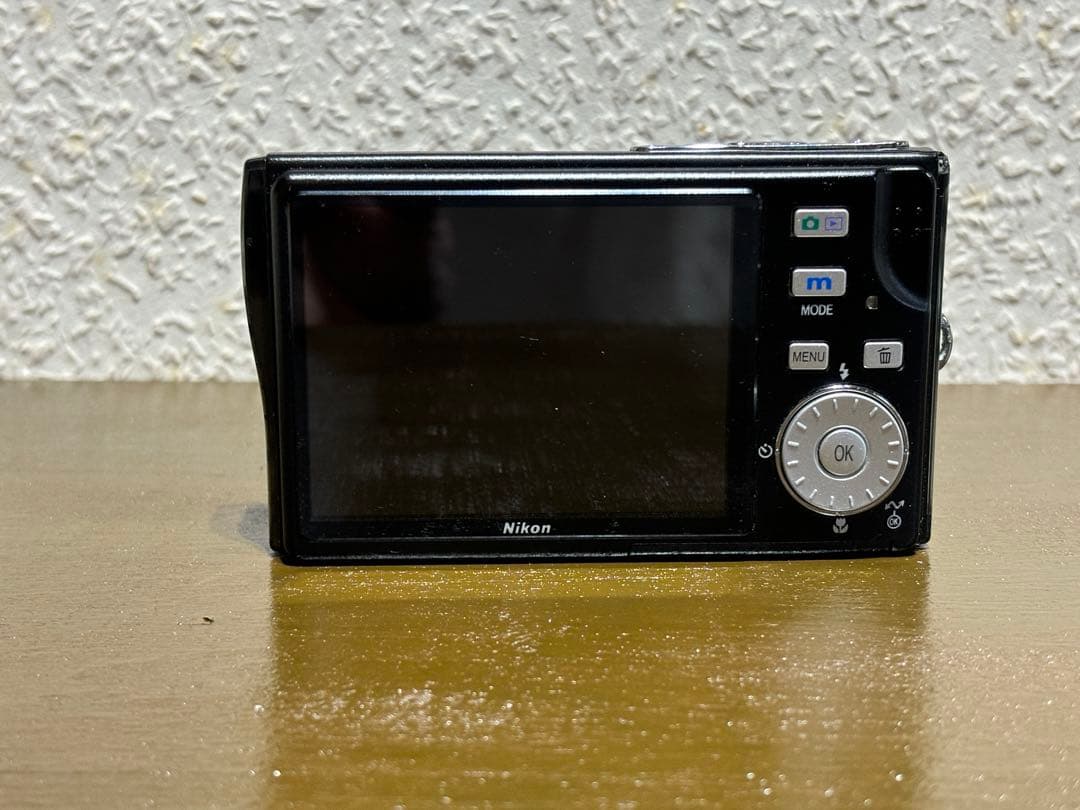 デジタルカメラ Nikon coolpix S6
