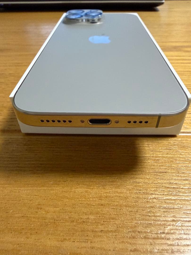 【新品同様】★iPhone 16promax ナチュラルチタニウム 256GB