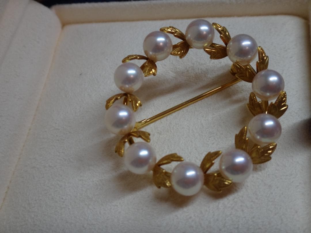 MIKIMOTO 真珠 K18 定番リーフブローチ　SAHKO様