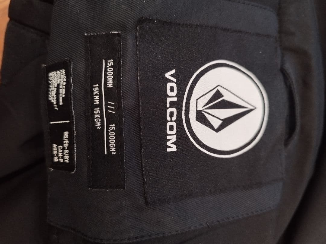 ボルコム　キッズ　ビブパンツ　Sサイズ　130センチ