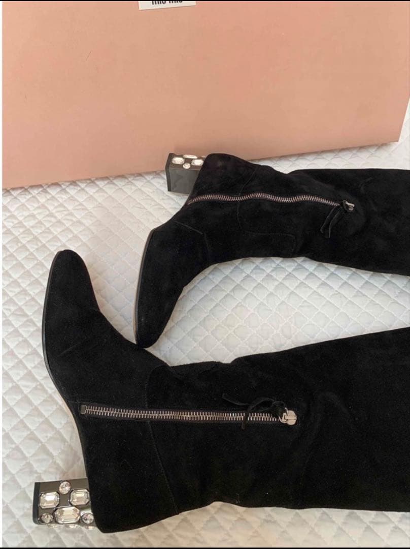 ミュウミュウ　ビジュー付き　スエード　ロングブーツ