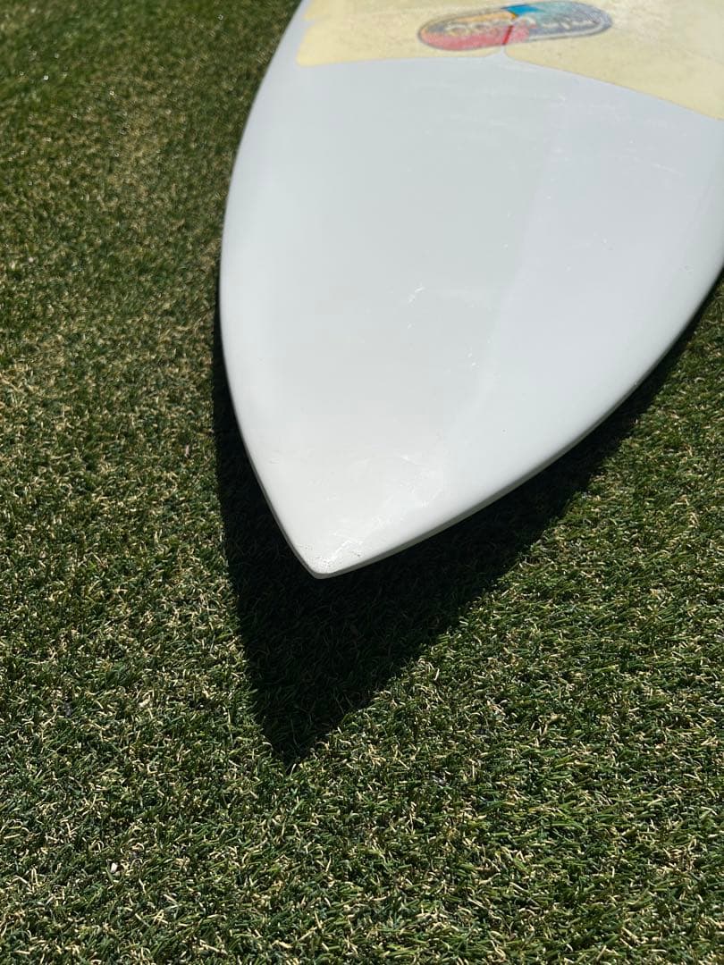 【湘南周辺にて手渡し限定】PLACEBO RipQuest 5‘11／3フィン