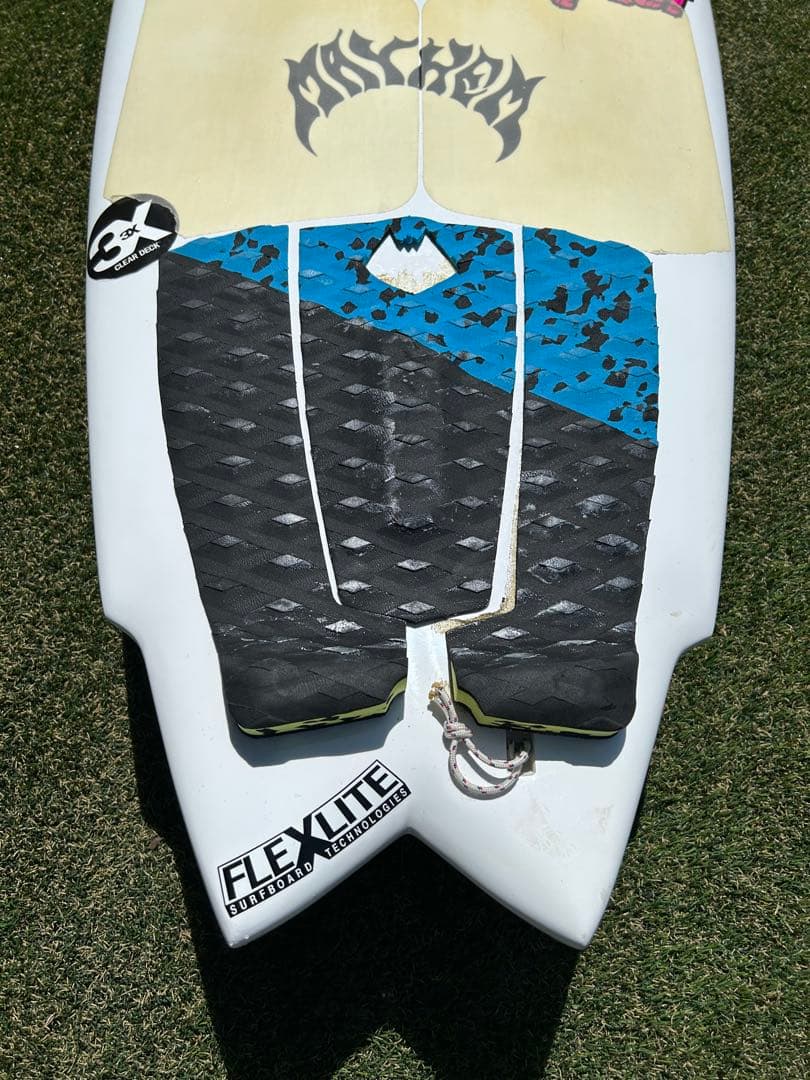 【湘南周辺にて手渡し限定】PLACEBO RipQuest 5‘11／3フィン