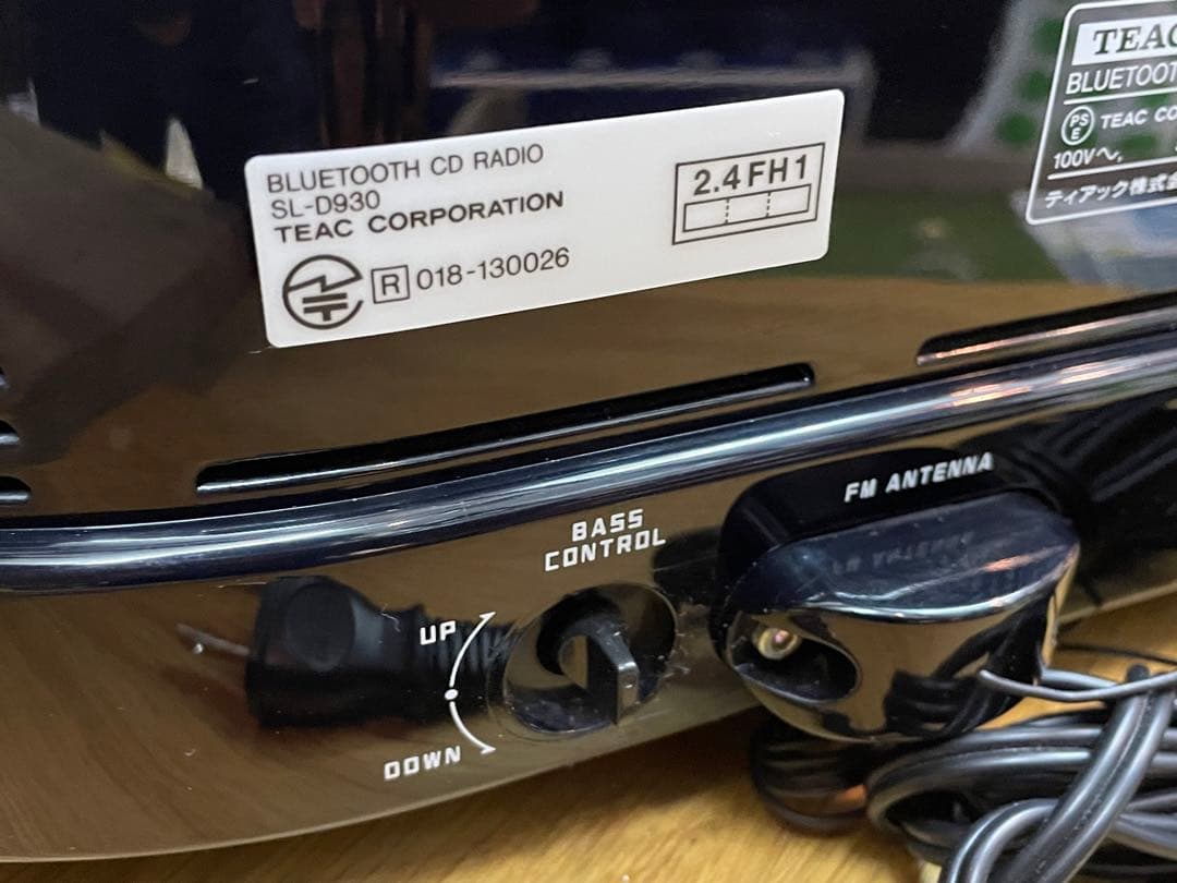 TEAC ブルートゥースCDラジオ SL-D930 ラジカセ ステレオ
