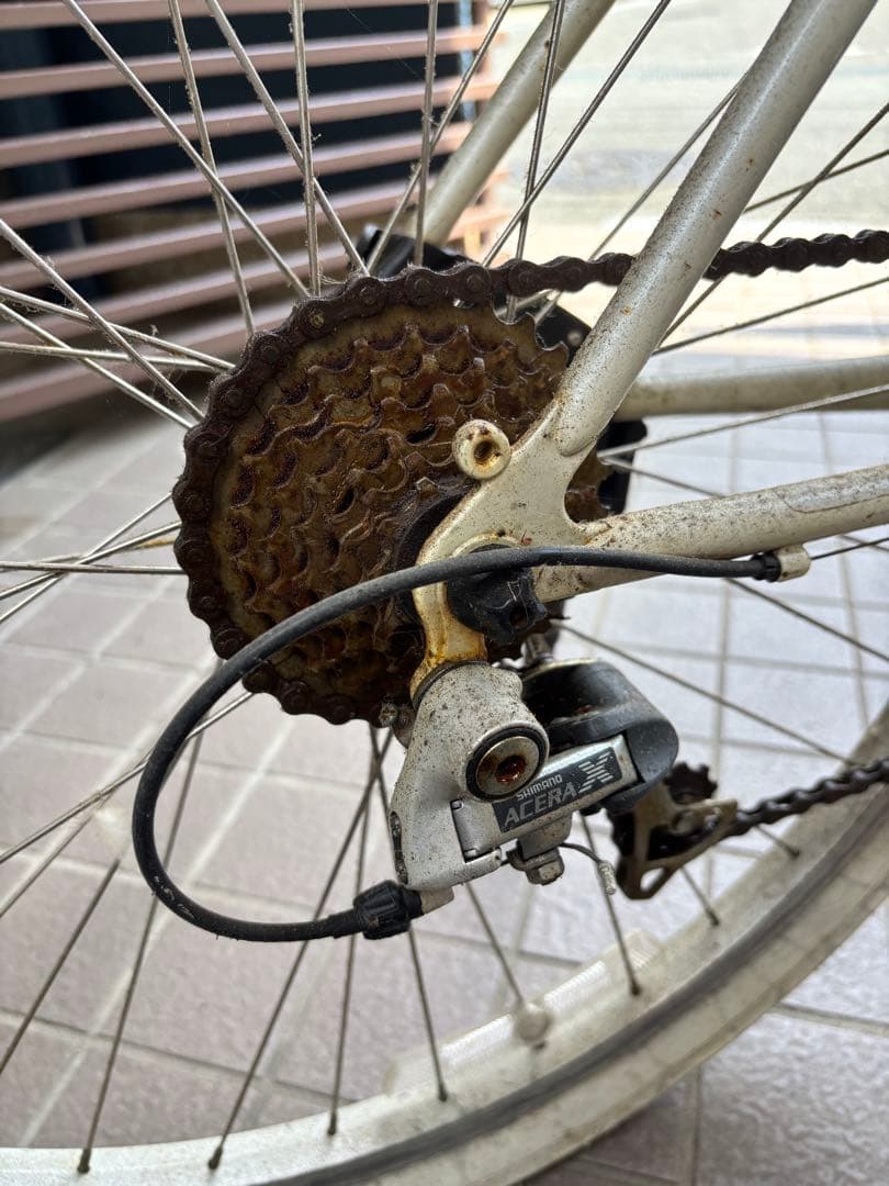 PEUGEOT クロスバイク ホワイトタイヤ VADERサドル