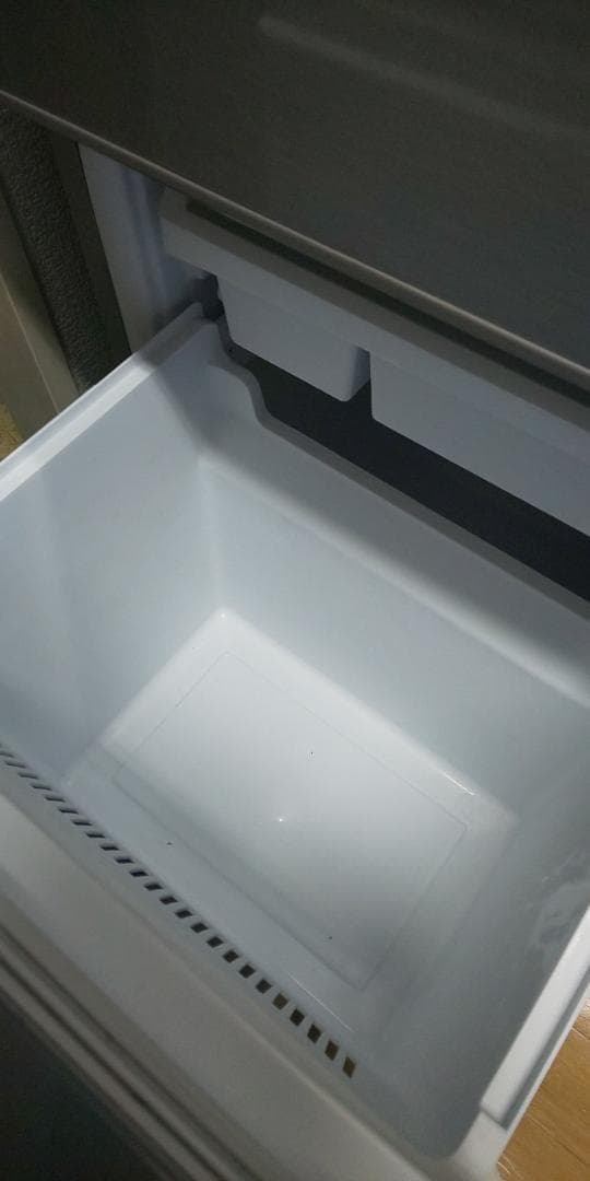 冷蔵庫、電子レンジ、ケトル、炊飯器、ガスコンロ