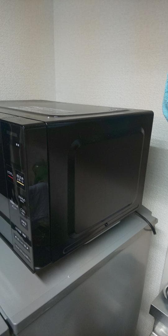 冷蔵庫、電子レンジ、ケトル、炊飯器、ガスコンロ