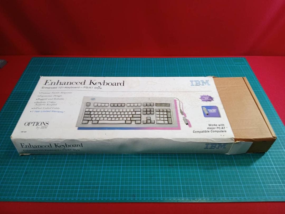 ゑ*様 IBM ホワイトキーボード 取扱説明書付き