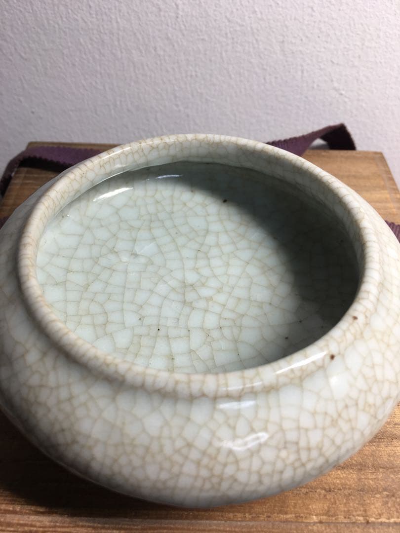 中国古美術 大清康熙年製 在銘あり 時代物 筆洗 青磁 貫入