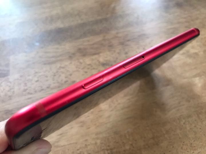 ◆iPhone8 64G（au）ヒビ割れ◆バッテリー最大容量100%！