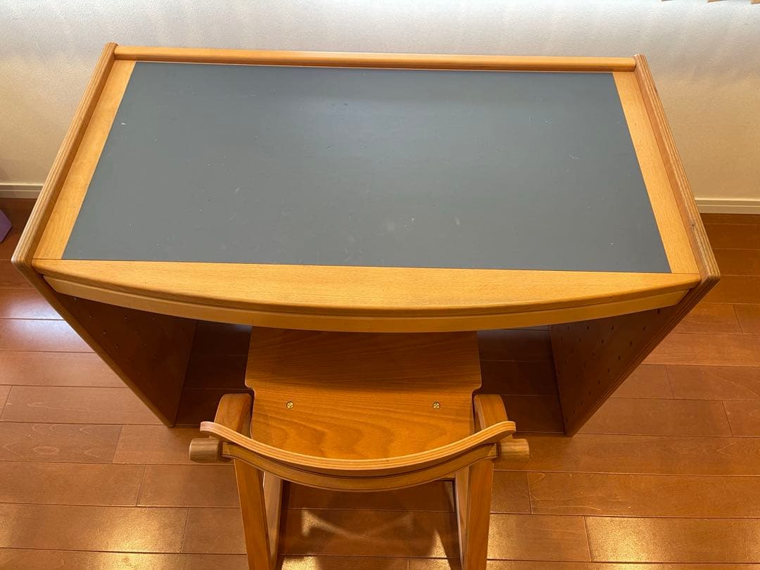 フォルミオ　Formio　学習机（引き出し付）【ちょこ】